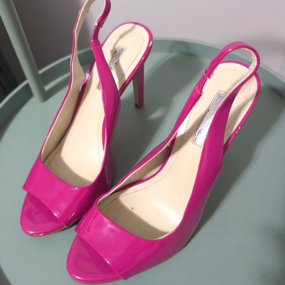 BCBGeneration Hot Pink CARLY Heels - Picture 4 of 8